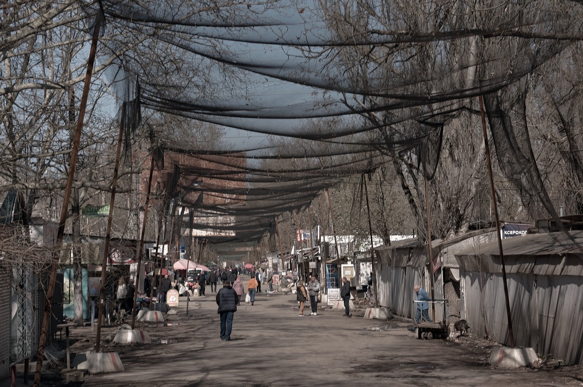 сітки на Дніпровському ринку