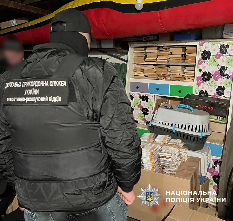 в Херсоні робили контрафактні цигарки