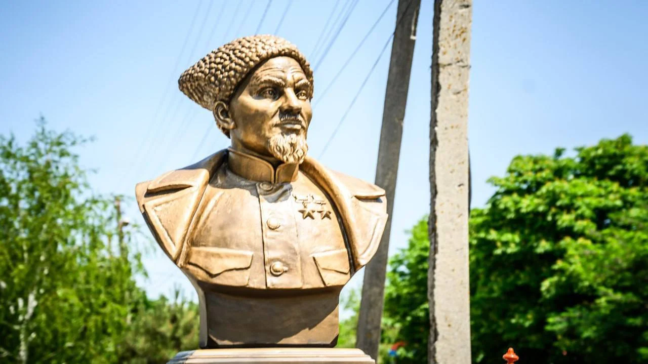 Окупанти створили реєстр пам’ятників на Херсонщині і заявили про брак коштів на їх відновлення