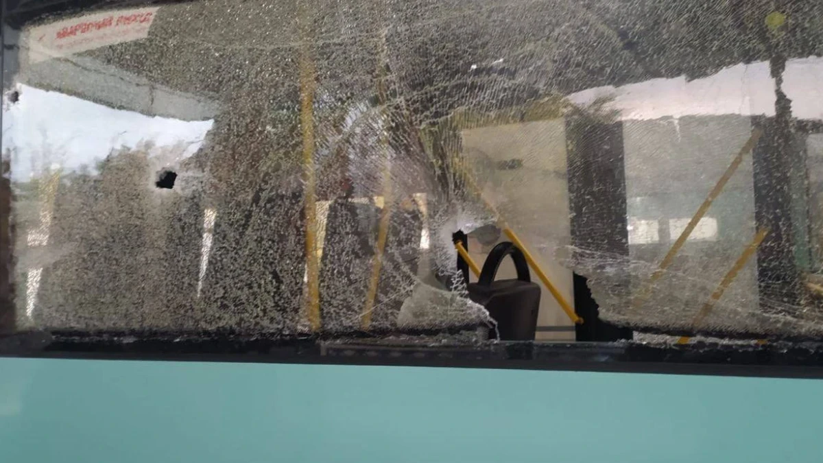 У Херсоні російські війська вдруге за день атакували маршрутку