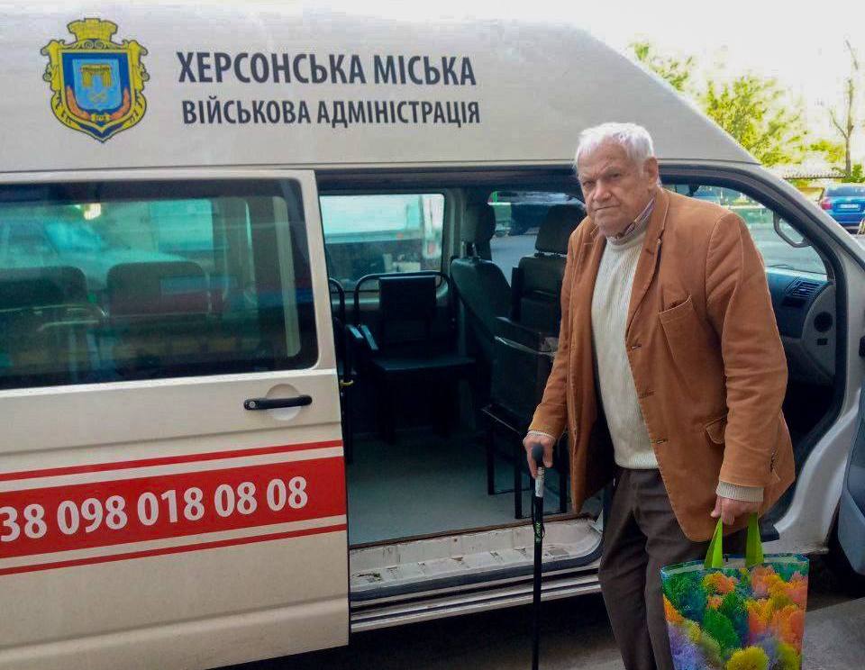 Соціальне таксі в Херсонській громаді: за тиждень опрацьовано понад 170 заявок, зокрема й із червоної зони