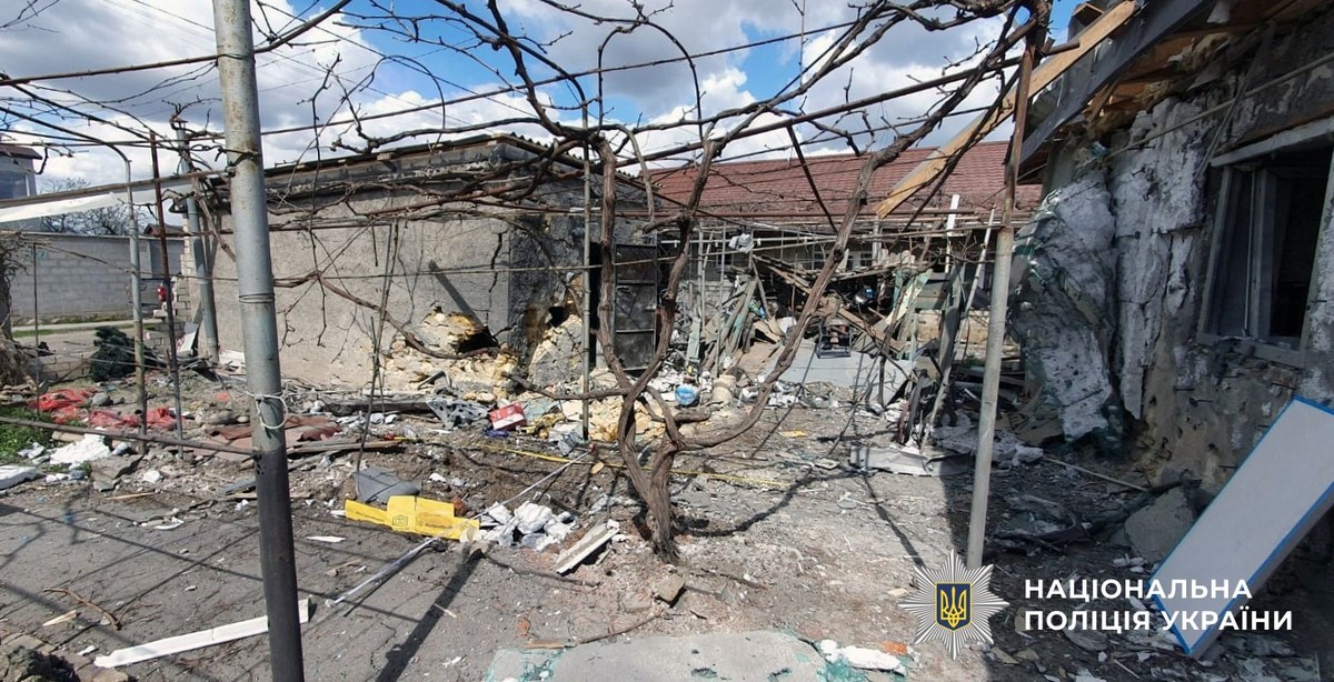 ворог обстрілює Херсонщину - наслідки