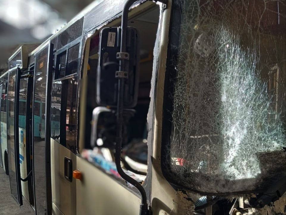 Ворожі дрони тричі били по маршрутках: як минув день у Херсоні
