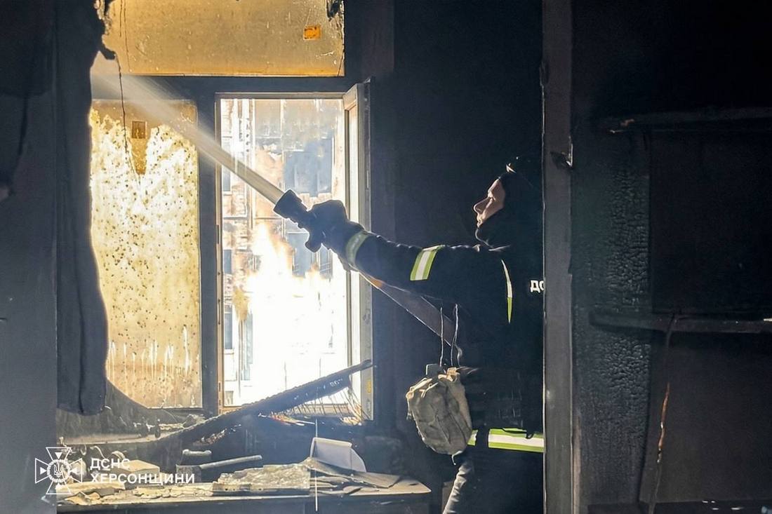 У Білозерській громаді внаслідок пожежі у квартирі загинули 3 людей