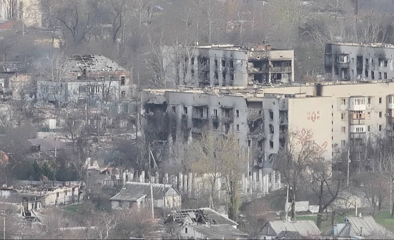 Замість евакуації населення росіяни планують будувати в Олешках житло