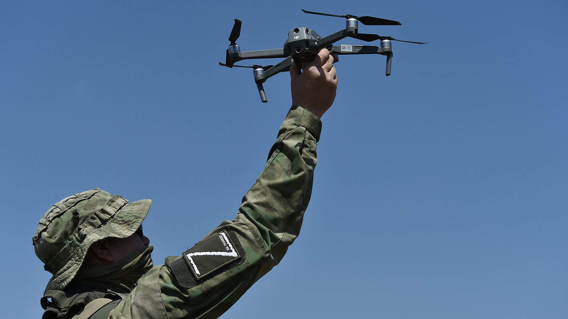 Росіяни скинули вибухівку на приватний будинок у Надіївці – поранено 14-річного хлопця