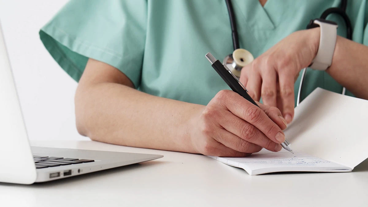 У Херсоні бракує лікарів та працівників критичної інфраструктури