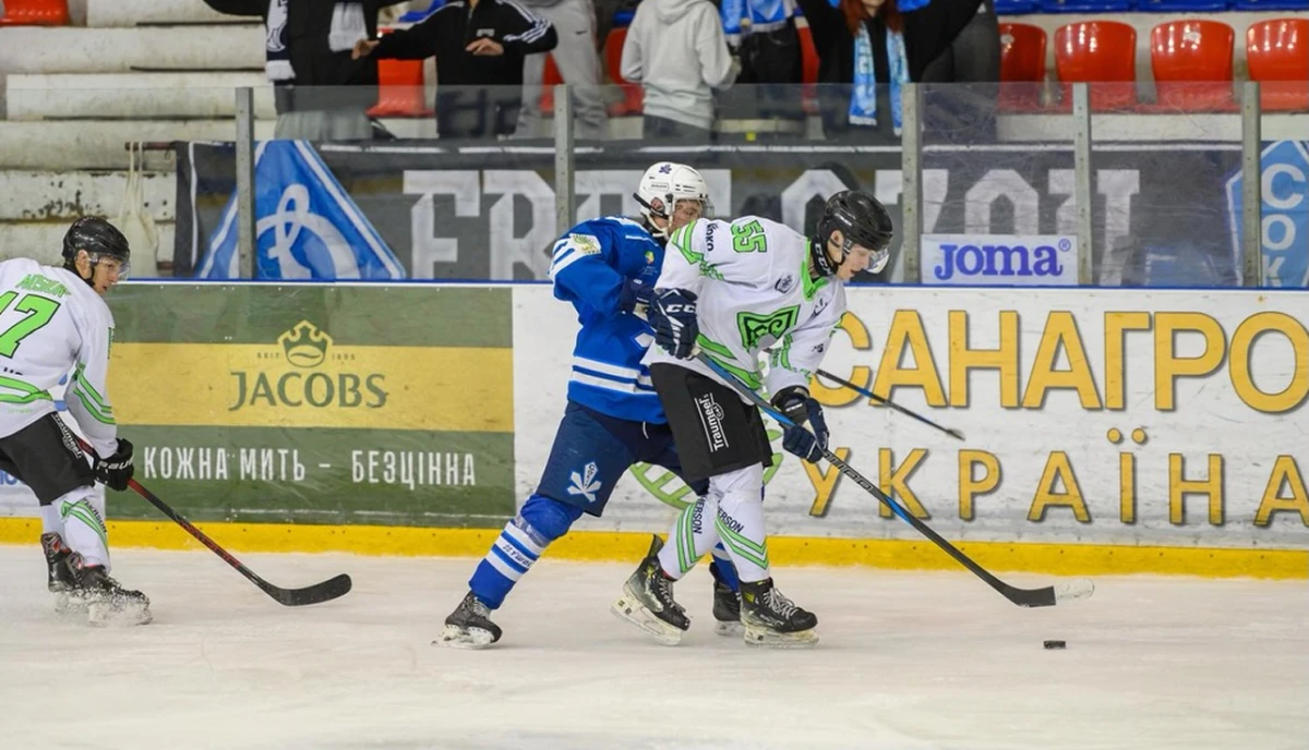 Херсонські хокеїсти стали чемпіонами Молодіжної хокейної ліги сезону 2025/26