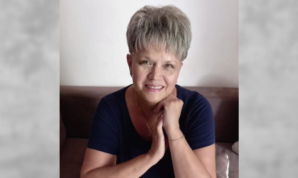 Власницю фотоальбому, який знайшли серед відходів від руйнувань у Херсоні, розшукали: що вона розповіла