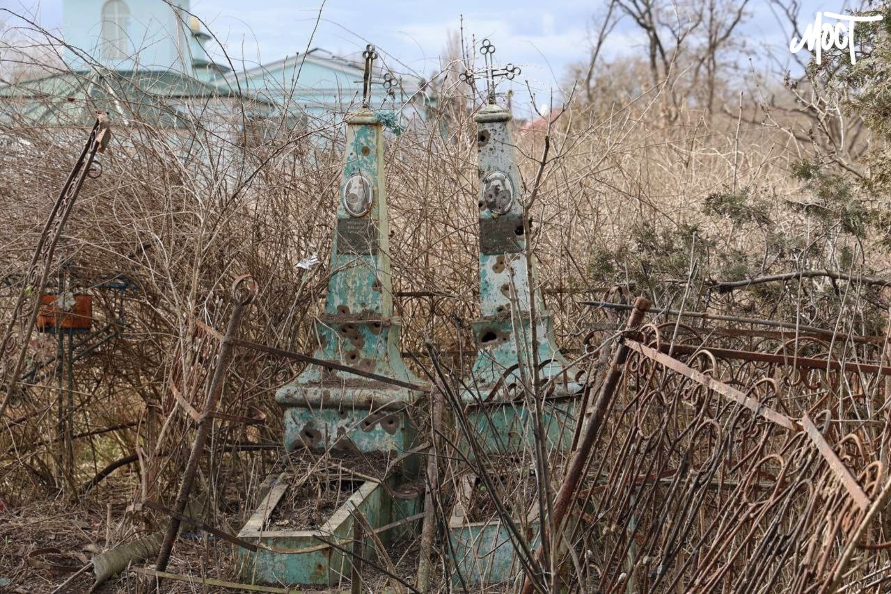 У Херсонській громаді продовжує діяти заборона на відвідування кладовищ