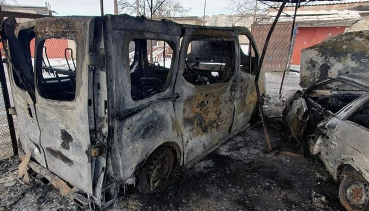 У Херсоні під удар російських військ потрапив автобус комунальників. ФОТО